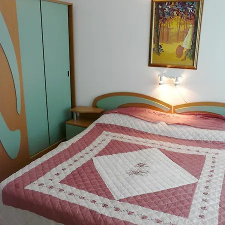 Villa Zhuravi Villas *
